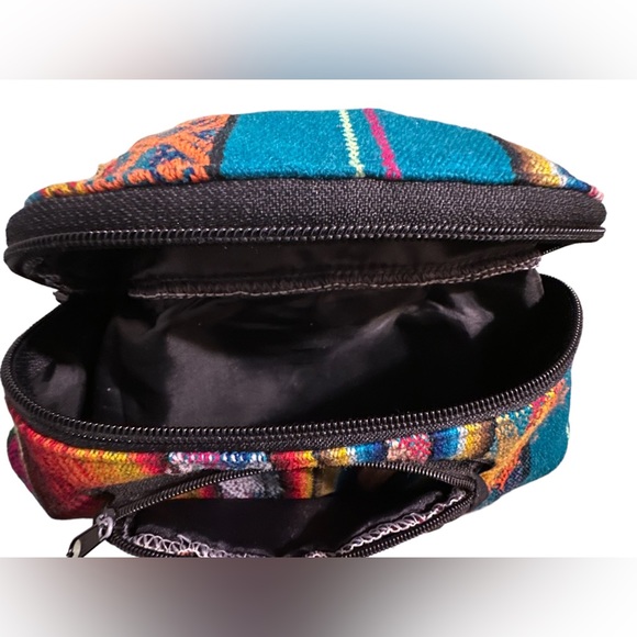 Vintage Bahamas Fanny pack. In Excellent used condition. - Picture 4 of 5